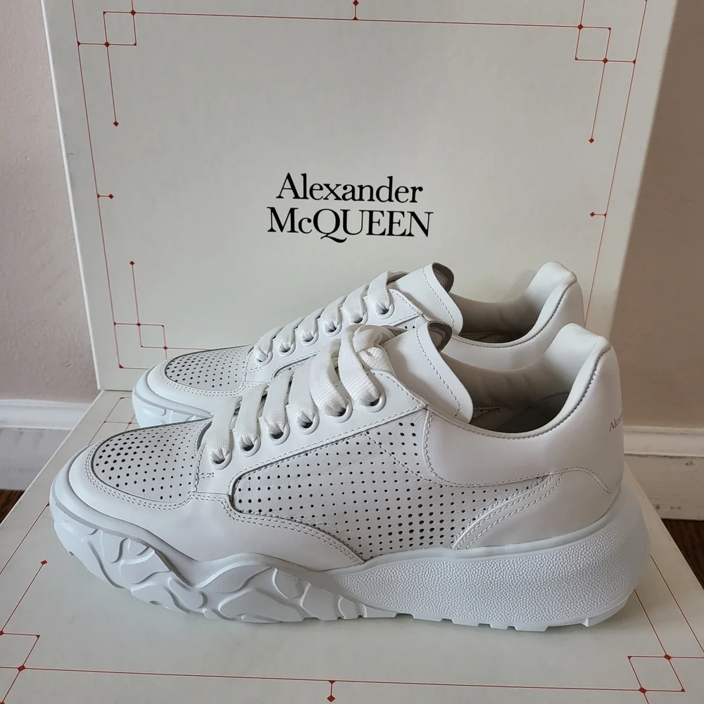 Alexander McQueen | Shoes | Alexander Mcqueen White Athletic  display picture 3